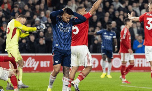 Premier League: M.U đánh bại Man City, Arsenal 'bất lực'