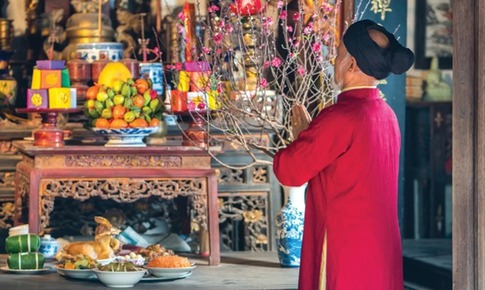 Ngày xấu tháng Chạp âm lịch 2026 và tục 'ngoạm tai' xua tan xui rủi ít người biết