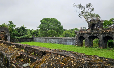 Cận cảnh điện Voi Ré, nơi suy tôn loài voi chiến trung nghĩa triều Nguyễn