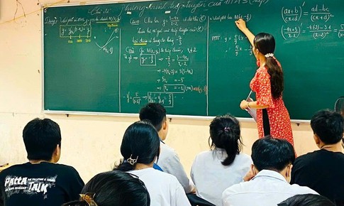 Không trực tiếp đứng lớp, nhà giáo có bị cắt phụ cấp thâm niên?