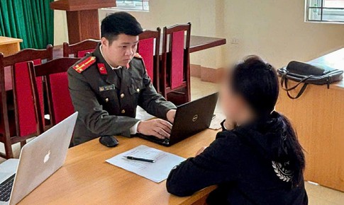 Xử phạt người phụ nữ 45 tuổi chia sẻ thông tin sai sự thật, xúc phạm CSGT