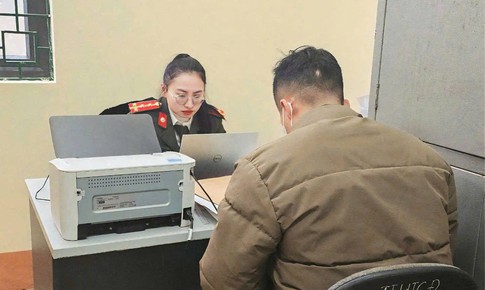 Sự thật về video công an kiểm tra nồng độ cồn người già ngồi xe lăn