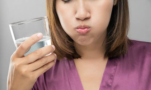 Chế độ ăn uống gây mùi hôi miệng cần tránh để hơi thở thơm tho ngày Tết