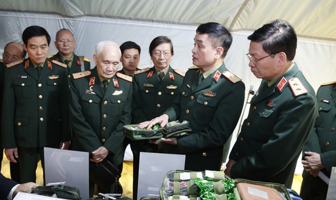 Lực lượng Quân y luôn hết lòng vì người bệnh, thực hiện đúng lời dạy 'Lương y như từ mẫu'