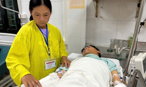 Tai nạn trên đường đến trường và hành trình giành lại sự sống của cậu học trò nghèo dân tộc Dao