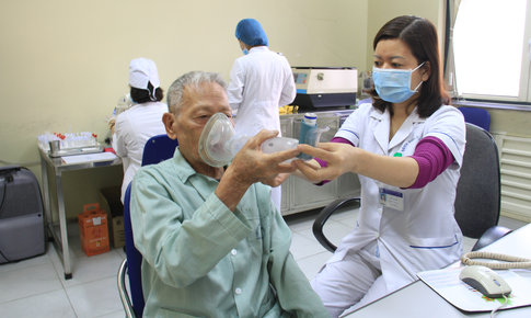 Nhiều người nhập viện chỉ vì ho: Cảnh báo nguy cơ từ bệnh phổi mạn tính