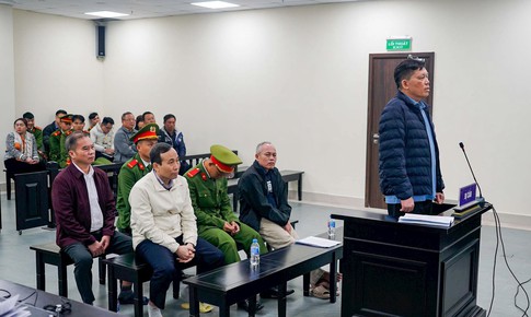 Cựu lãnh đạo Ban QLDA Đắk Lắk hầu tòa vì điều chỉnh tiêu chí chấm thầu cho doanh nghiệp