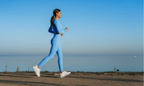 Chỉ đi bộ mỗi ngày có đủ cho phụ nữ trên 35 tuổi khỏe mạnh không?