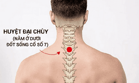 Xoa bóp bấm huyệt giúp làm ấm cơ thể, giải cảm trong mùa lạnh