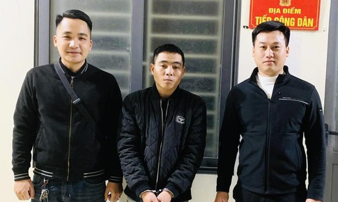 Bắt đối tượng hiếp dâm khi đang trên xe khách bỏ trốn