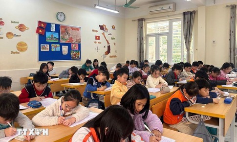 Nhiều trường học Hà Nội lùi giờ vào lớp đảm bảo sức khỏe cho học sinh