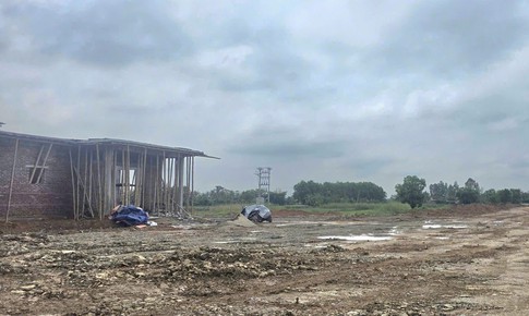 Nhà máy xử lý rác thải Sầm Sơn vắng bóng nhân lực, trễ hẹn vận hành