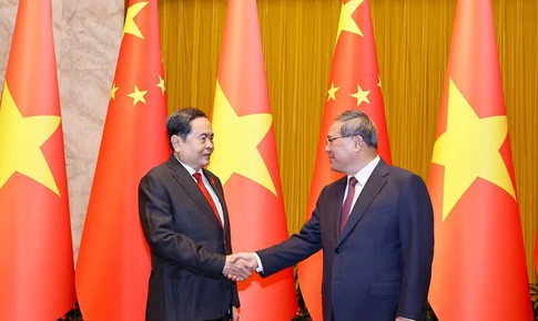 Chủ tịch Quốc hội Trần Thanh Mẫn hội kiến Thủ tướng Quốc vụ viện Trung Quốc Lý Cường