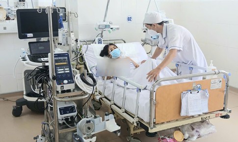 Khánh Hòa lần đầu tiên dùng ECMO hồi sinh nữ bệnh nhân 19 tuổi bên ‘cửa tử’