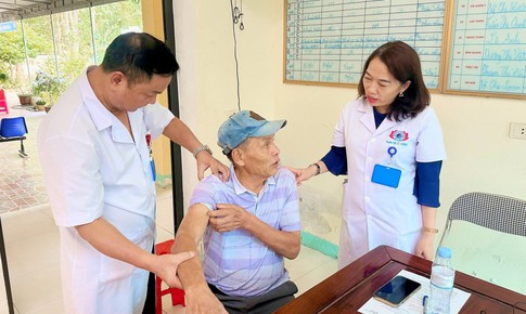 Phát hiện nhiều bệnh lý ở người cao tuổi qua khám sàng lọc tại cộng đồng