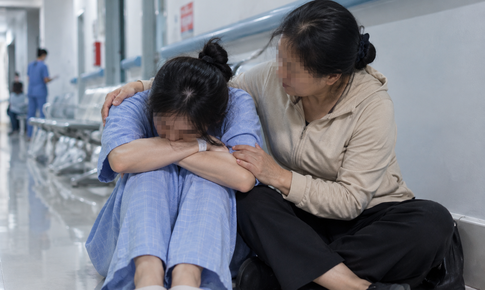 Hình hài nữ nhưng giới tính nam, cô gái 24 tuổi 'chỉ muốn sống bình thường'