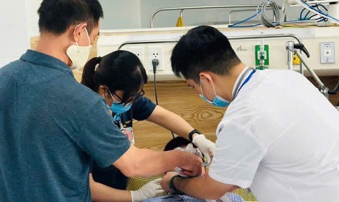 Hà Nội: BVĐK Thường Tín tiếp nhận 42 trường hợp nghi ngộ độc khí clo