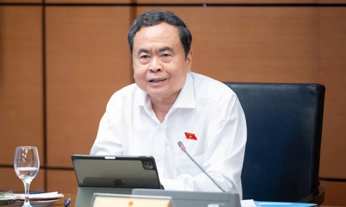 'Phải có chế tài đủ mạnh để chặn thông đồng, dìm giá, bỏ cọc trong đấu giá'