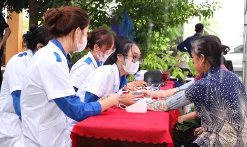 Khám sức khỏe toàn dân: Tăng tốc, bảo đảm chất lượng