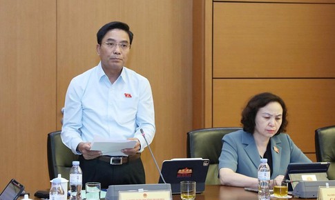 Mọi hành vi môi giới nhận con nuôi trái pháp luật đều phải bị nghiêm cấm