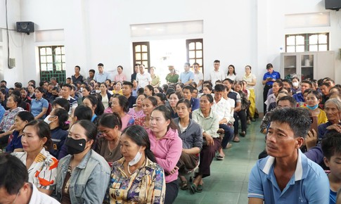Sau đối thoại, 127 học sinh ở Nghệ An vẫn chưa trở lại trường
