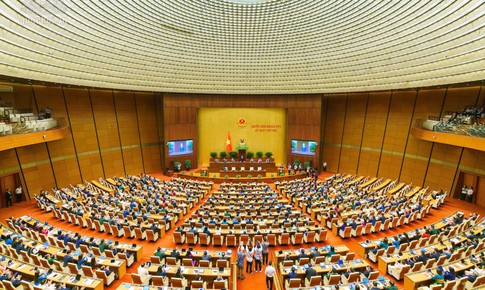 Hôm nay, Quốc hội thảo luận nhiều dự án luật quan trọng trong lĩnh vực y tế