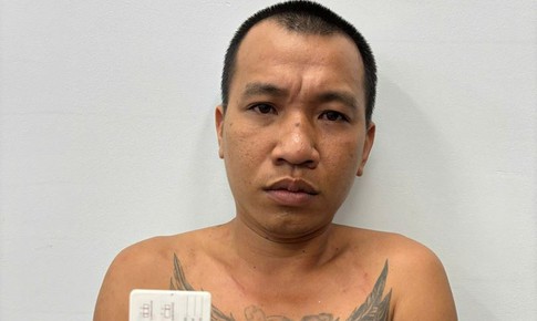 Bắt đối tượng có 2 lệnh truy nã sau 7 năm lẩn trốn