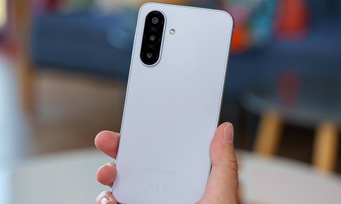 Đánh giá camera 50MP và pin 5.000 mAh trên Galaxy A18: Có đáng giá?