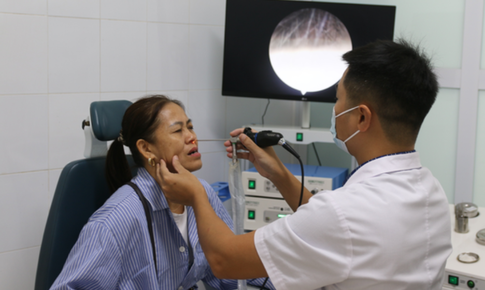 Chủ quan nghĩ viêm xoang vì nghẹt mũi, chảy dịch hôi, người đàn ông bất ngờ mắc ung thư