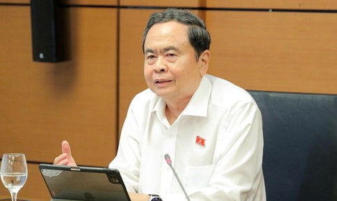 Chủ tịch Quốc hội: Phải kiểm soát mạnh tình trạng đầu cơ, thổi giá đất