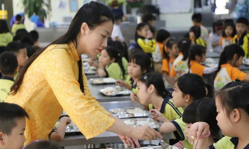 Dịch vụ ngoài giờ tối đa tại các trường công lập chất lượng cao ở Hà Nội