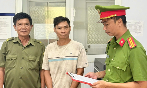 Sáng 25/10: Người đàn ông cầm dao chém hàng xóm thương tích 54% vì nghi trộm gà