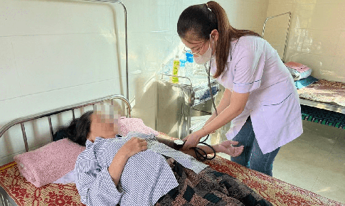 Ngày điều dưỡng Việt Nam 26/10: ‘Thầm lặng cống hiến, tận tụy vì người bệnh’