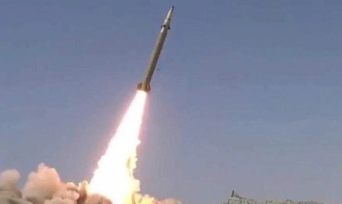 Tên lửa Iran xé toạc 3 lớp hệ thống Patriot Mỹ