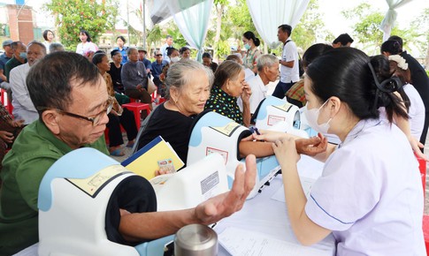 Hơn 1,2 triệu người dân Hà Tĩnh được khám sức khỏe miễn phí