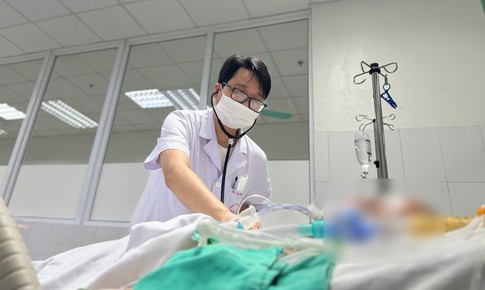 Người phụ nữ mắc viêm gan B suy đa tạng sau khi truyền trắng da tại nhà