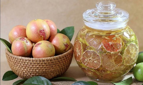 Chanh đào ngâm mật ong có tốt hơn chanh thường không?