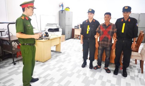 Bị phạt nồng độ cồn, người đàn ông 'nổi điên' chửi bới rồi tấn công Công an ở Đồng Nai
