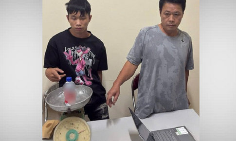 Bắt 8 đối tượng trong vụ vận chuyển gần 2kg thủy ngân giấu trong chai nước ngọt
