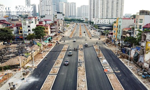 Đường nối 'khu đô thị nhà giàu' ở Hà Nội rộng 50m vừa thông xe