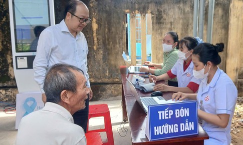 Tăng tốc khám sức khỏe toàn dân ở Khánh Hòa, người khuyết tật nặng khám tại nhà