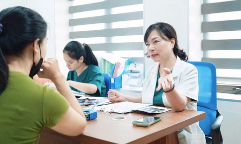 Chỉ vợ đi khám hiếm muộn nhưng 40% nguyên nhân lại có thể đến từ chồng