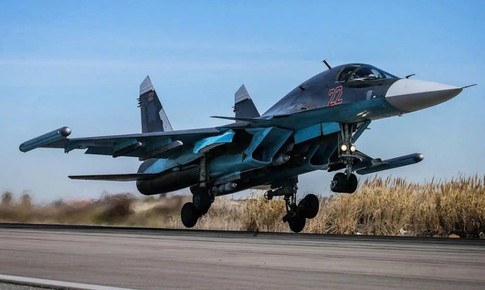 Tiêm kích Su-34 Nga có thể bay liên tục trong 10 giờ
