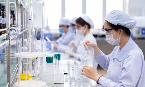 Việt Nam phấn đấu tự chủ 20% nhu cầu nguyên liệu làm thuốc vào năm 2030