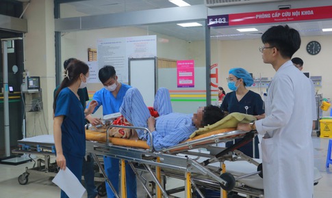 Giao thừa trắng đêm ở Bệnh viện E: Nhiều ca nguy kịch được cấp cứu kịp thời
