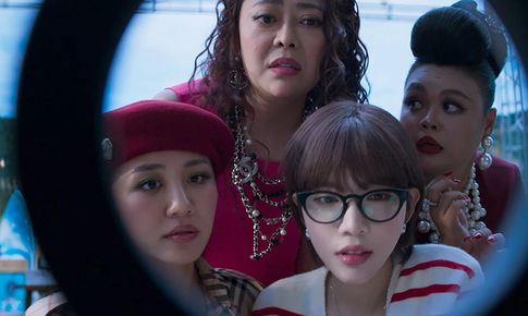 Cục diện cuộc đua phim Tết sau ngày đầu ra mắt: Trấn Thành và 'phần còn lại'