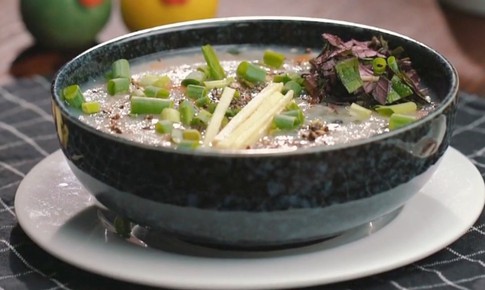 6 món ăn bài thuốc giúp giảm đau họng