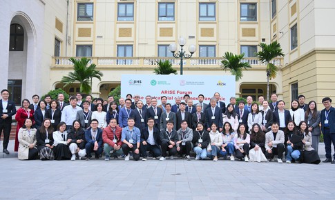 Chủ động ứng phó đại dịch tương lai từ nền tảng thử nghiệm lâm sàng