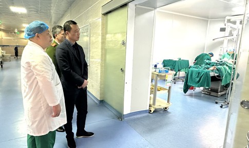 Sức khỏe của 10 nạn nhân bị găm đầy dị vật sau vụ nổ hiện như thế nào?