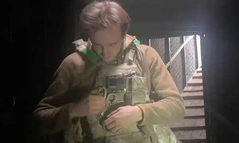 Nguyên nhân khiến binh sĩ Ukraine cầm kéo ra chiến trường